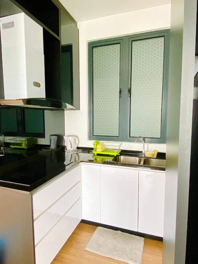 Dream Suite 2 - Landmark Residence 1, High Floor, Nice View, Wi-Fi & Tv Box Kajang Exteriör bild