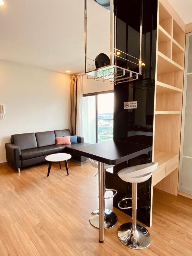 Dream Suite 2 - Landmark Residence 1, High Floor, Nice View, Wi-Fi & Tv Box Kajang Exteriör bild