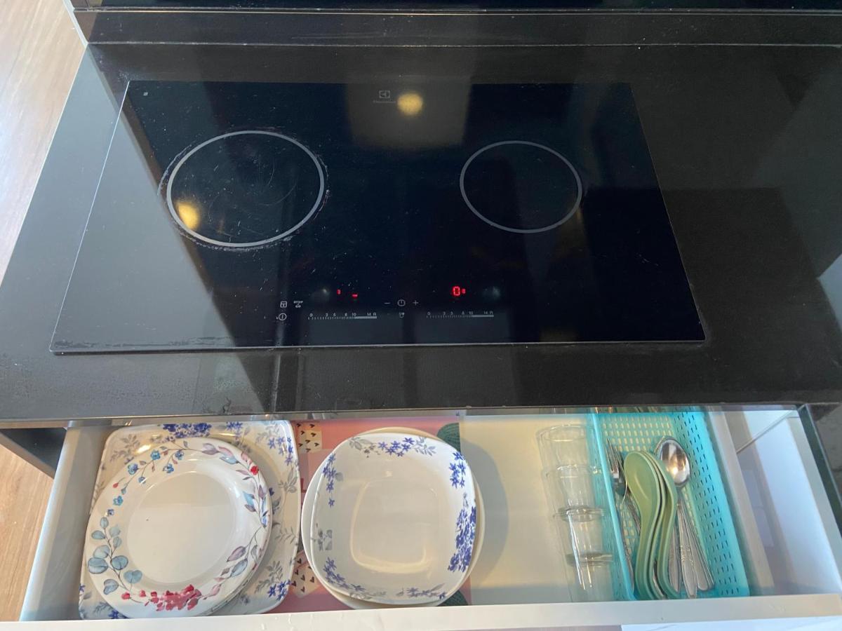 Dream Suite 2 - Landmark Residence 1, High Floor, Nice View, Wi-Fi & Tv Box Kajang Exteriör bild