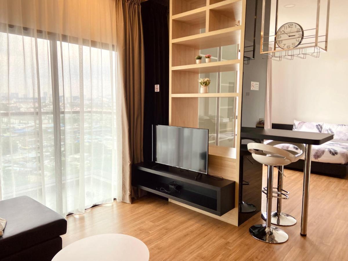 Dream Suite 2 - Landmark Residence 1, High Floor, Nice View, Wi-Fi & Tv Box Kajang Exteriör bild